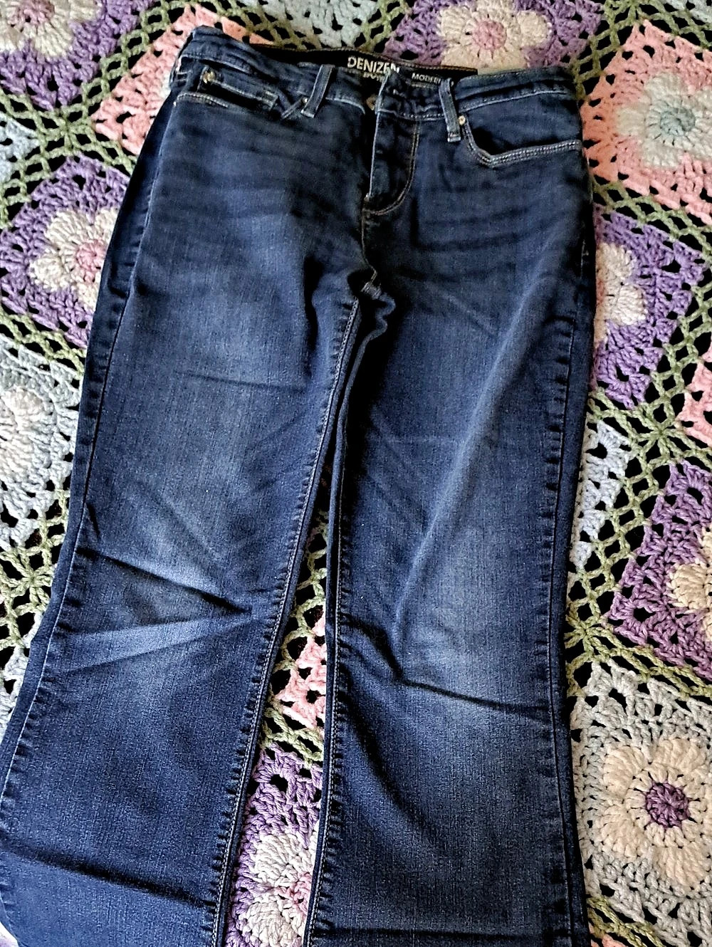 Levi's Denizen Modern Boot Cut Jeans in Blue Size 6
